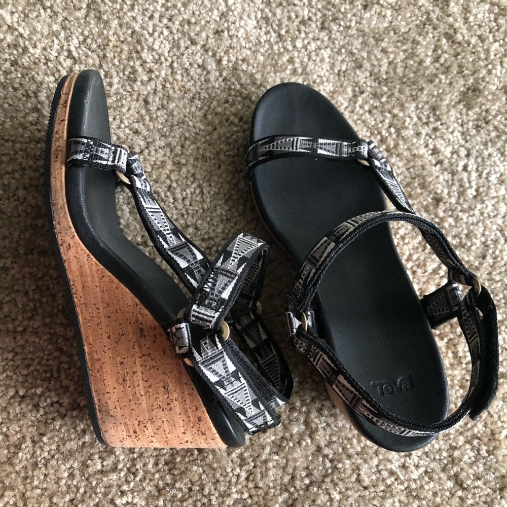 Teva wedges